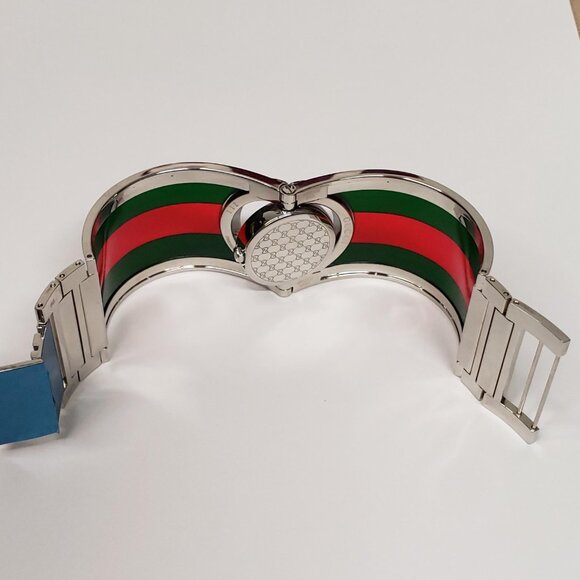 Gucci 112 23mm Unisex Black/Reds Watch lux786-101025 - Picture 9 of 16